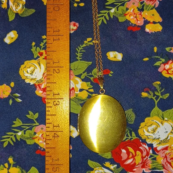 Vintage locket. - Picture 6 of 8